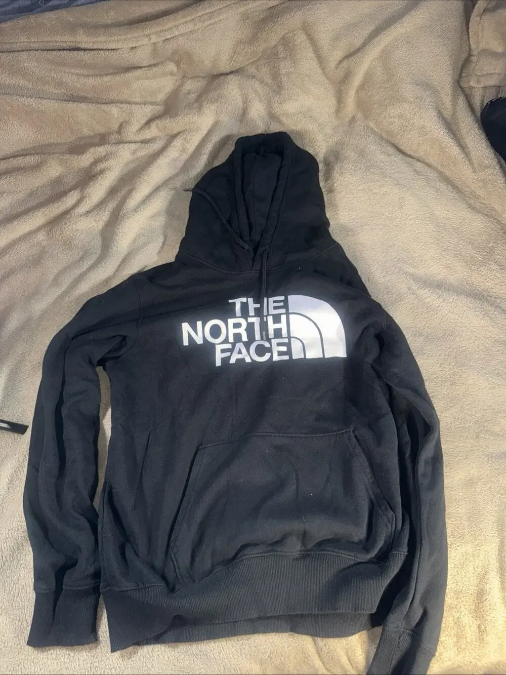 The North Face Men's Hoodie Half Dome Logo Long Sleeve Pullover Sweatshirt Med